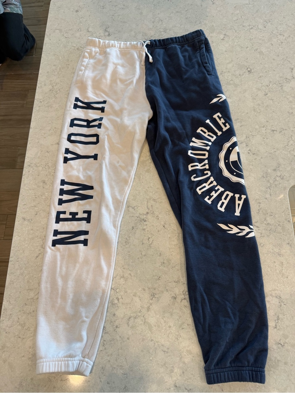 abercrombie kids Girls Two-Tone 'New York' Joggers - Navy & White